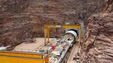 Telangana SLBC Tunnel Accident: तेलंगाना में बड़ा हादसा, एसएलबीसी सुरंग का हिस्सा धंसा, सात मजदूर अंदर फंसे; रेस्क्यू ऑपरेशन जारी (Watch Video) Telangana SLBC Tunnel Accident: तेलंगाना में बड़ा हादसा, एसएलबीसी सुरंग का हिस्सा धंसा, सात मजदूर अंदर फंसे; रेस्क्यू ऑपरेशन जारी (Watch Video)